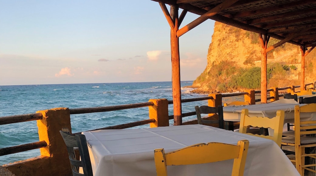 Absolutely stunning place, right by the water. You can see Kefalonia and the main land on a clear day. The restaurant serves fantastic fish and seafood, top tip are the calamari (fried or grilled). It‘s a great place to watch the sunset!
#greece #greekisland #sea #sunset #yellow #lifeatexpedia #lifeatexpediagroup