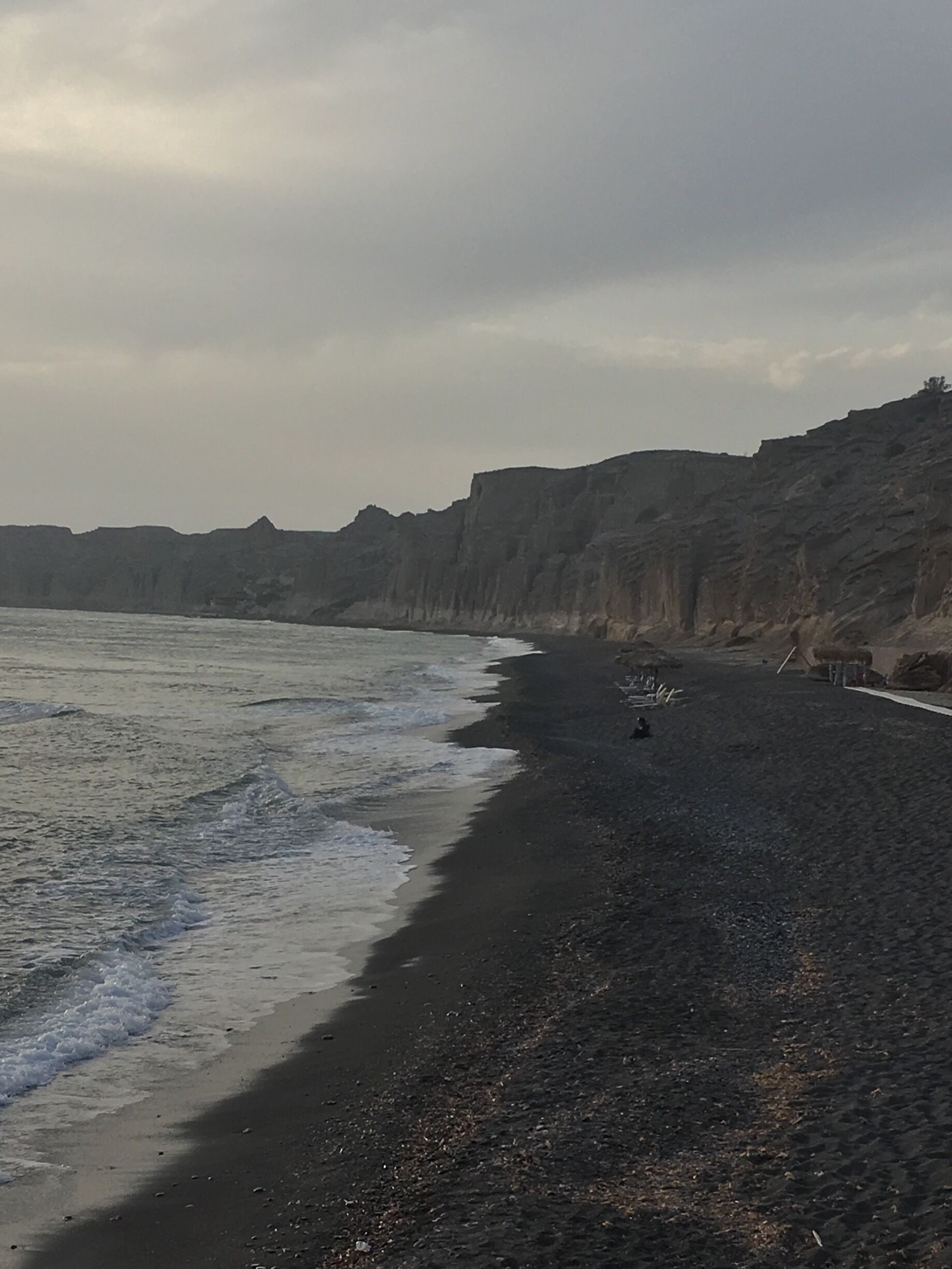 The southern most point in Santorini #blacksand#volcanic-island#vlychada 