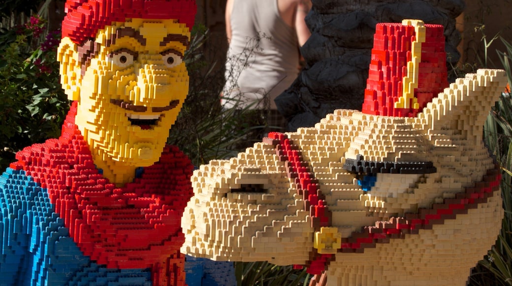 Legoland California featuring rides