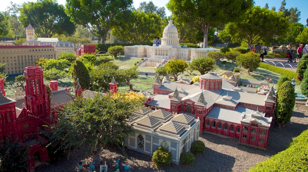 Legoland California showing rides and a park