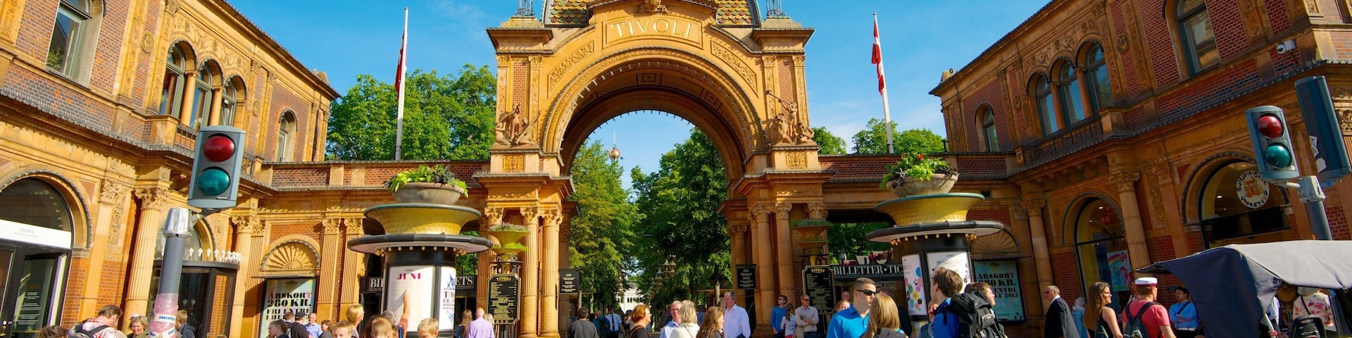 Dinamarca ofreciendo paseos, una plaza y arquitectura patrimonial