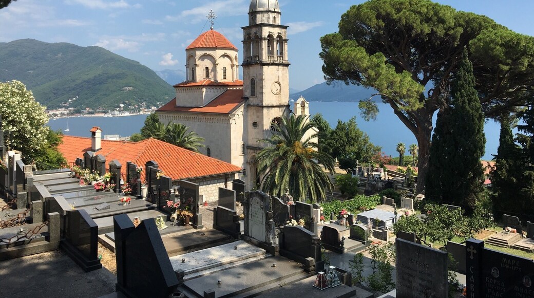 Pitstop on way to Herceg Novi.