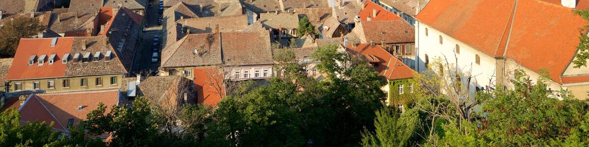 Novi Sad showing a city and a house