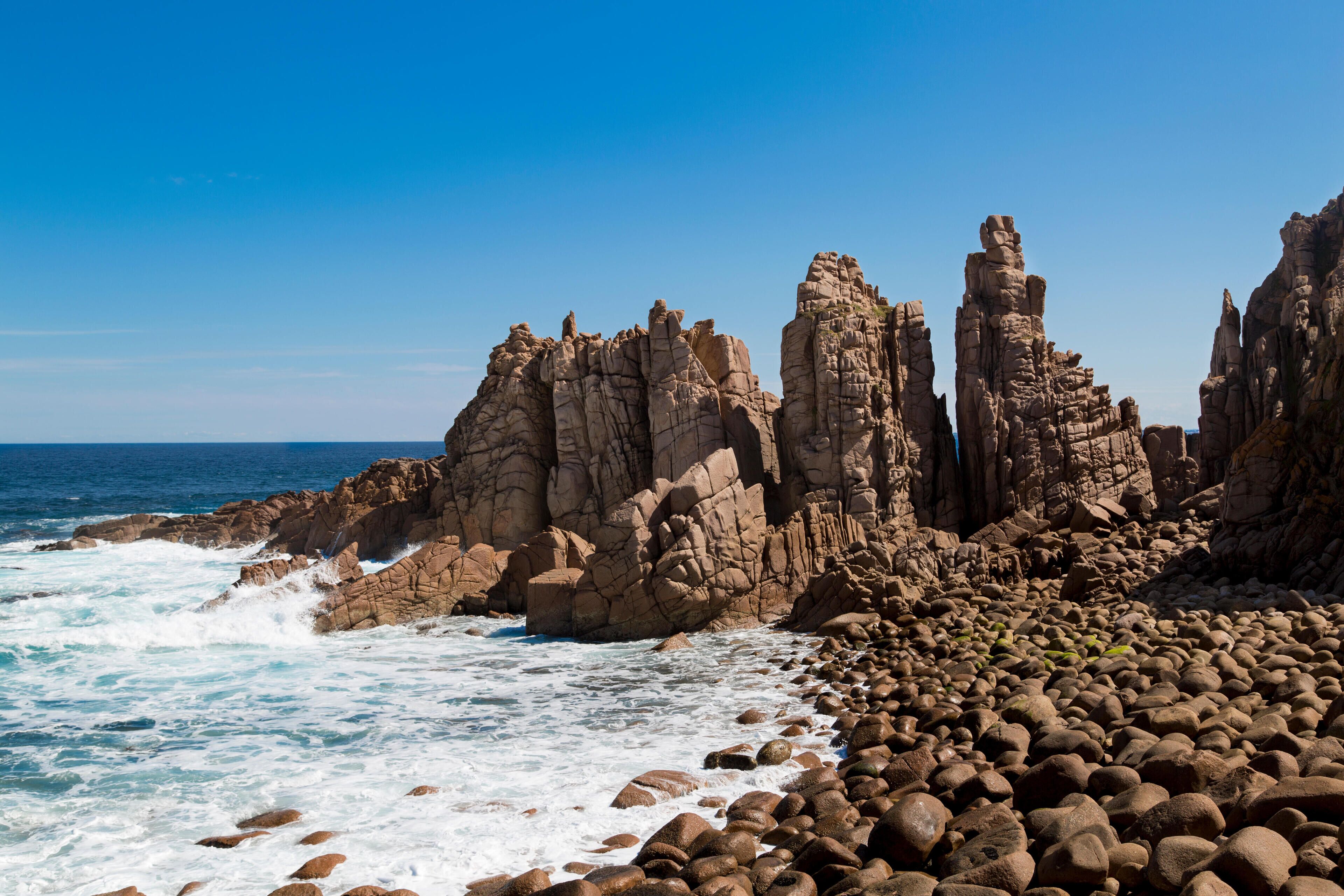 KJ1KWY Ocean coastline at the Pinnacles, Cape Woolamai, Phillip Island