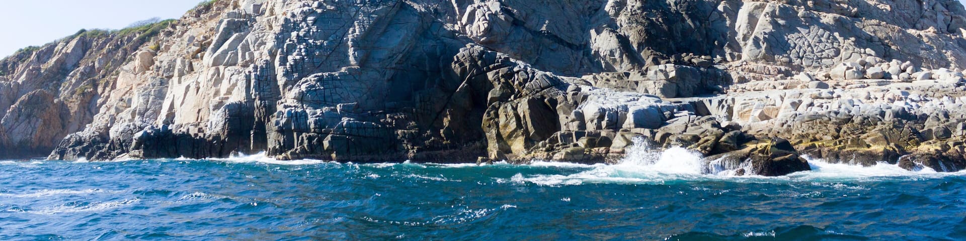Santa Maria Huatulco lighthouse, Oaxaca