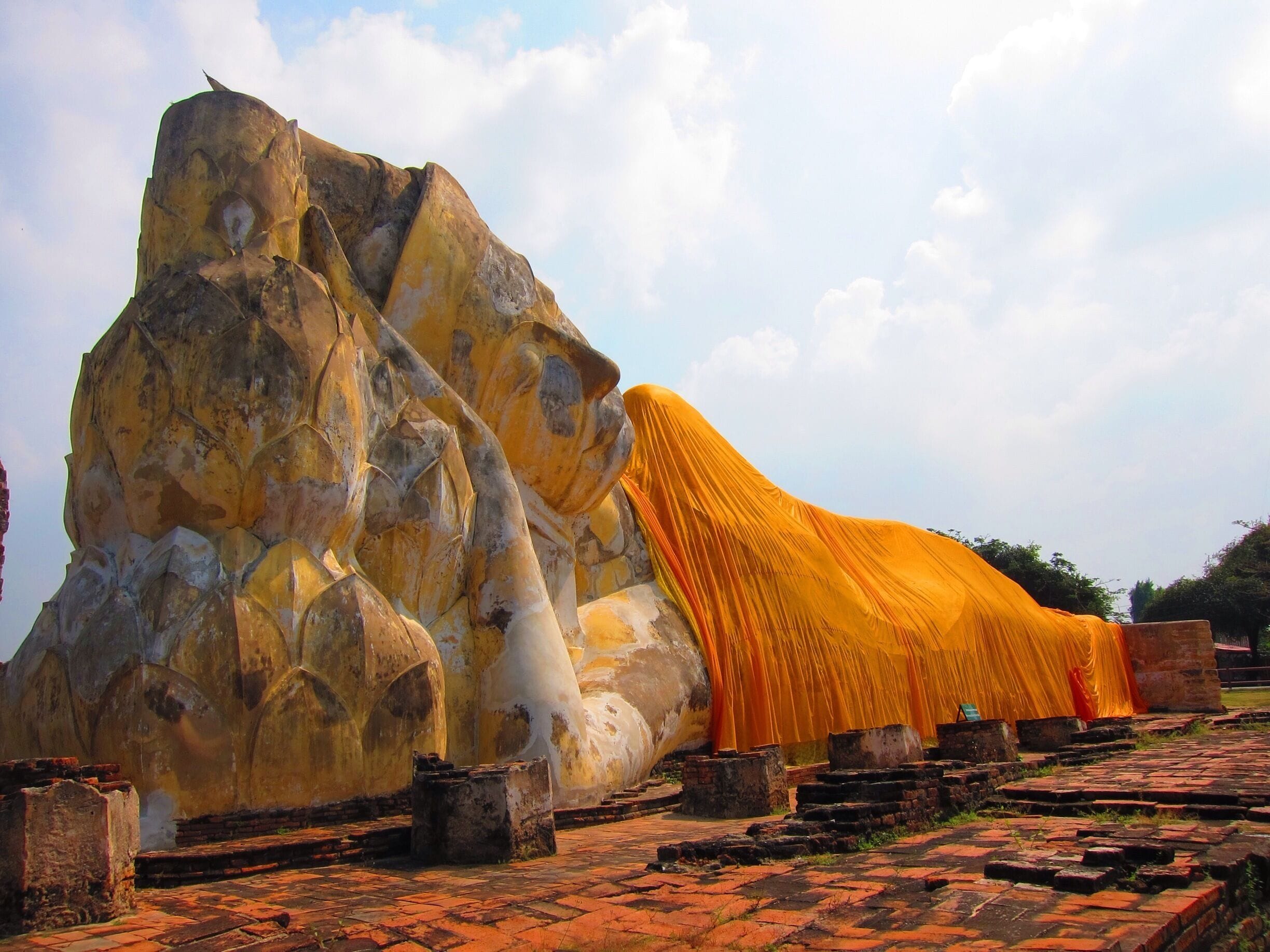 Wat Lokayasutharam located in the Ayutthaya Complex. It is the largest reclining Buddha in Thailand.