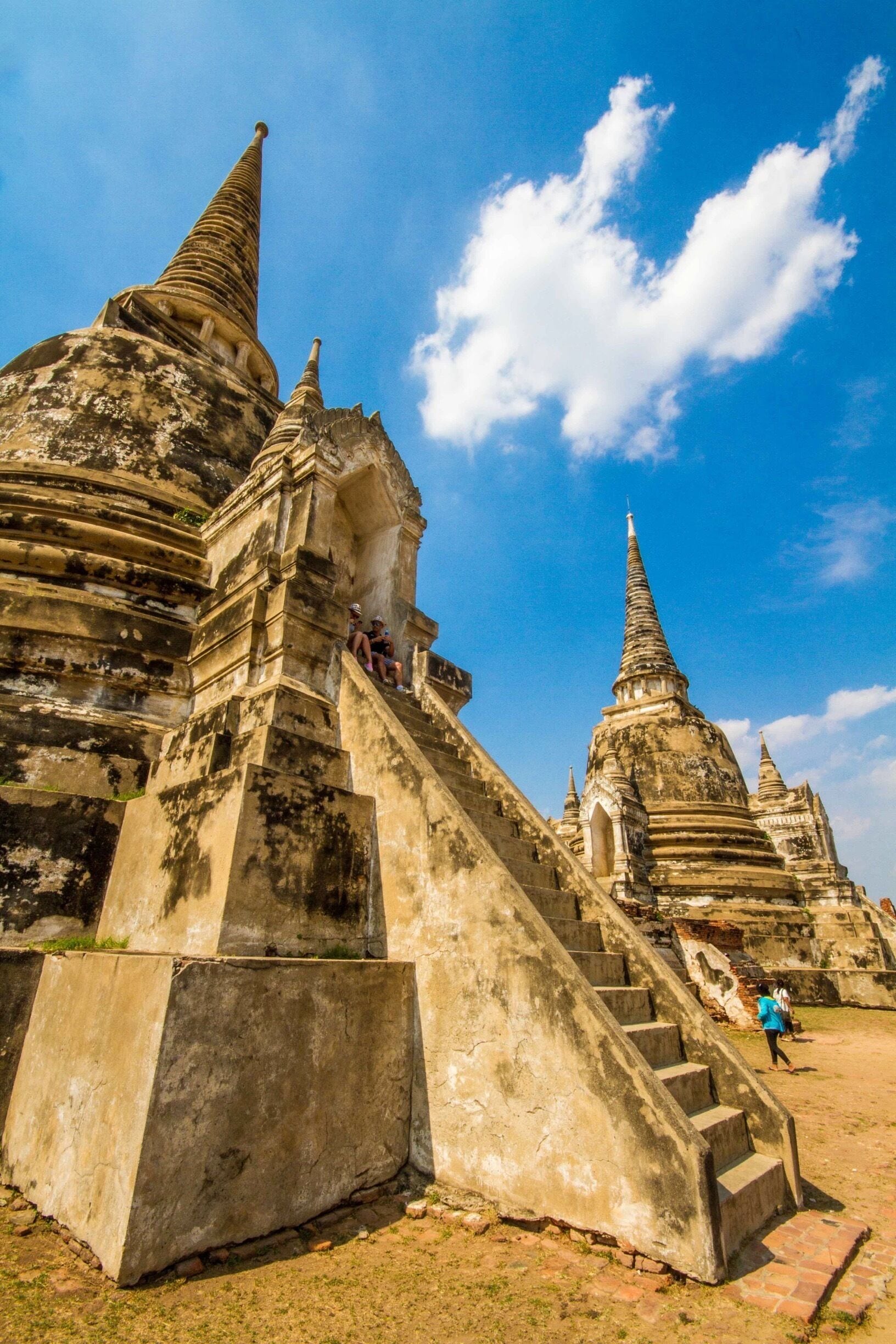 The striking stupas of Wat Phra Sri Sanphet in #Ayutthaya, #Thailand 🇹🇭
#InStone
#LifeAtExpedia