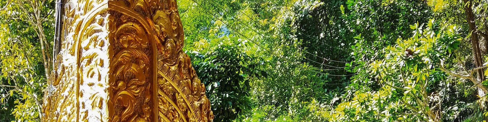 The journey begins with a single step. The foot of the staircase that will take you to the summit of Wat Tham Pha Plong and one of its guardians.
As you walk the 510 steps, be certain to be mindful. Read all the meditative statements and take a moment to reflect on the words.
When I returned to the bottom after visiting this amazing mountain jungle temple I felt as light as air!
#Trovember #Thailand #ChiangDao
#solotravel #hiddengem