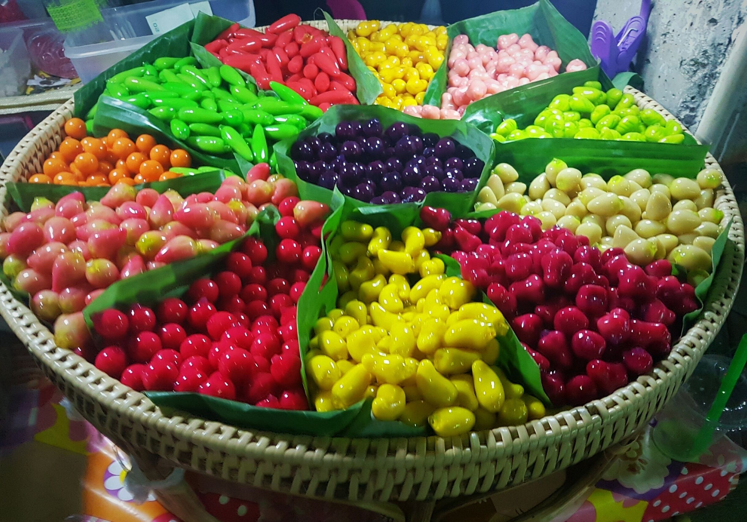 Look Choop - Thai Candy made from Smashed and sweetened mung bean paste made into cute candies to look like fruit and glazed in sweet candy. #LifeAtExpedia