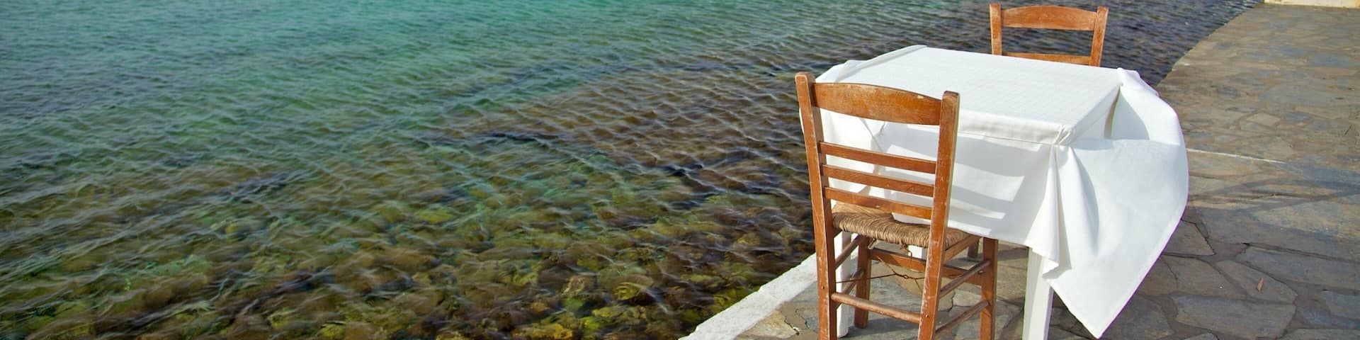Mykonos Town showing general coastal views, heritage architecture and a coastal town