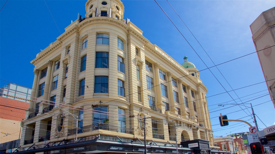 South Yarra showing heritage architecture