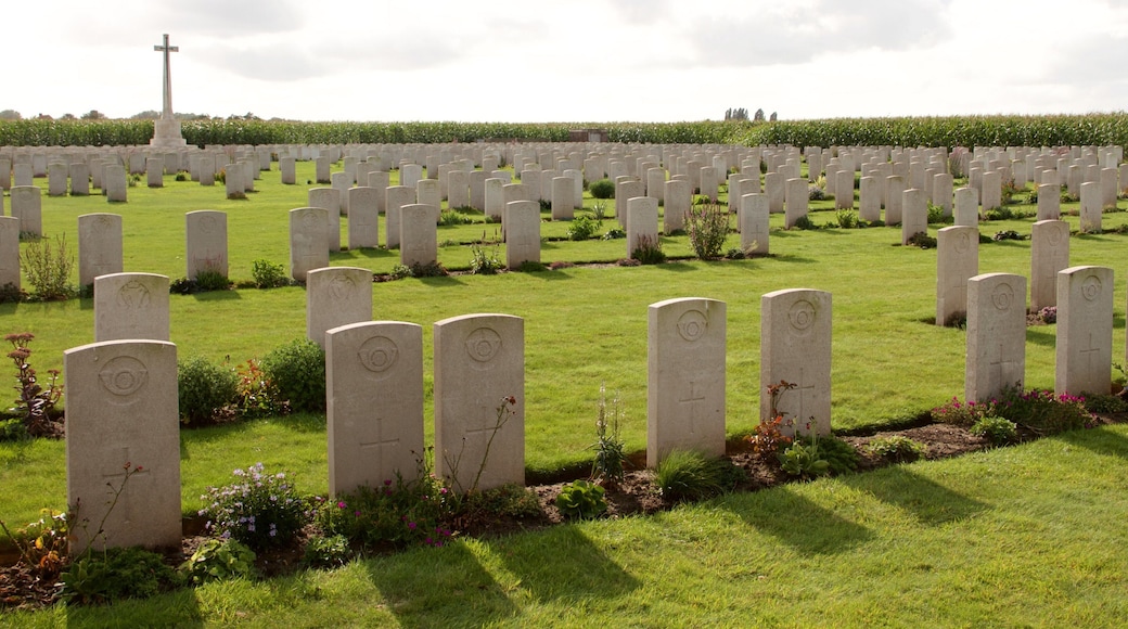West Flanders fasiliteter samt kirkegård