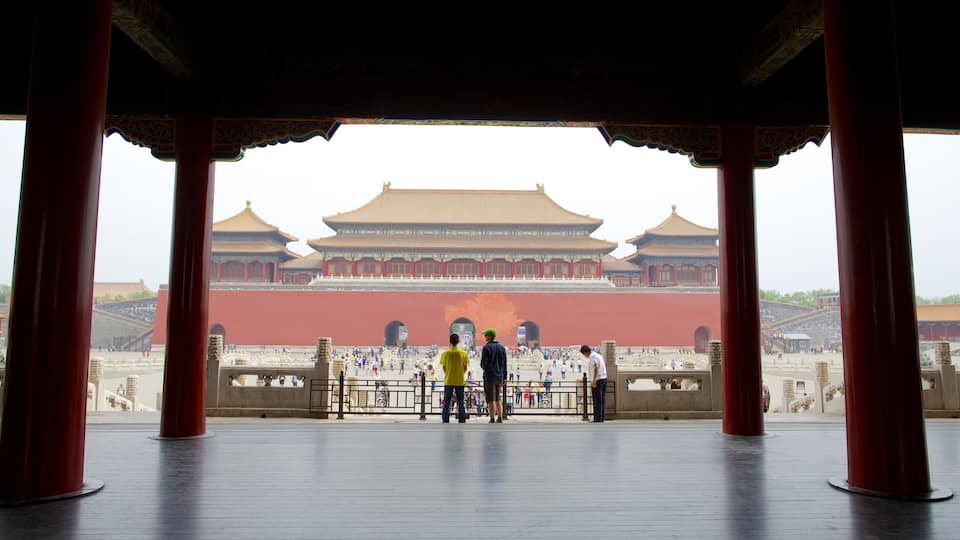 Forbidden City showing heritage architecture, a city and a castle