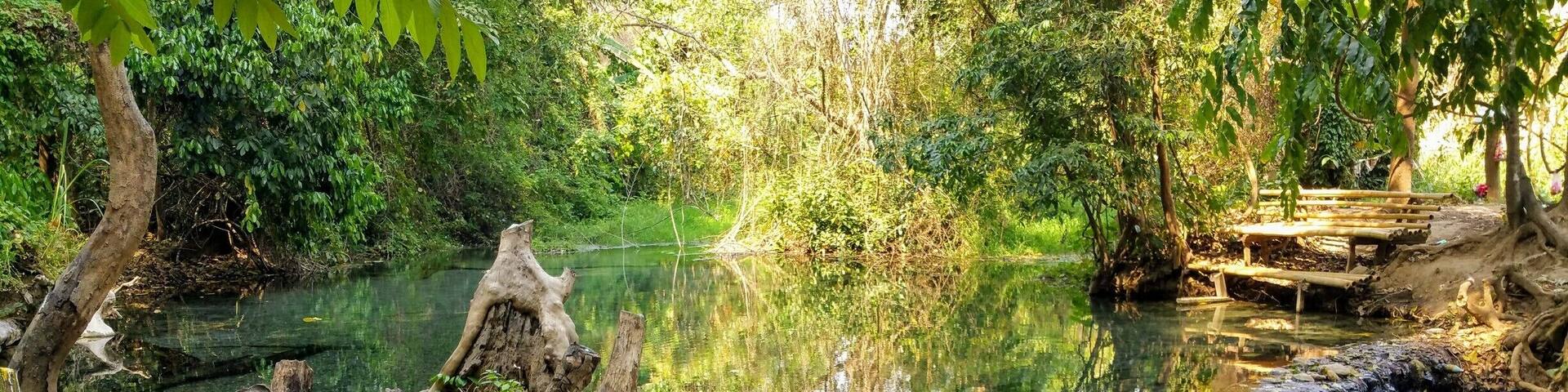 Pai Secret Hot springs, Pai, Thailand
This is a lovely little clean hot spring just outside of Pai, and much better than the more expensive more touristy hot springs around the area. A little harder to find, but it was worth it (on a motorbike) and the road there was a bit windy and some steep bits but this added to the experience. There was also good mud there for a mud bath if you so wish. #AquaTrove #packsandaplan
Our guide on Pai http://packsandaplan.com/?p=235
Check out our other adventures and useful information http://packsandaplan.com/