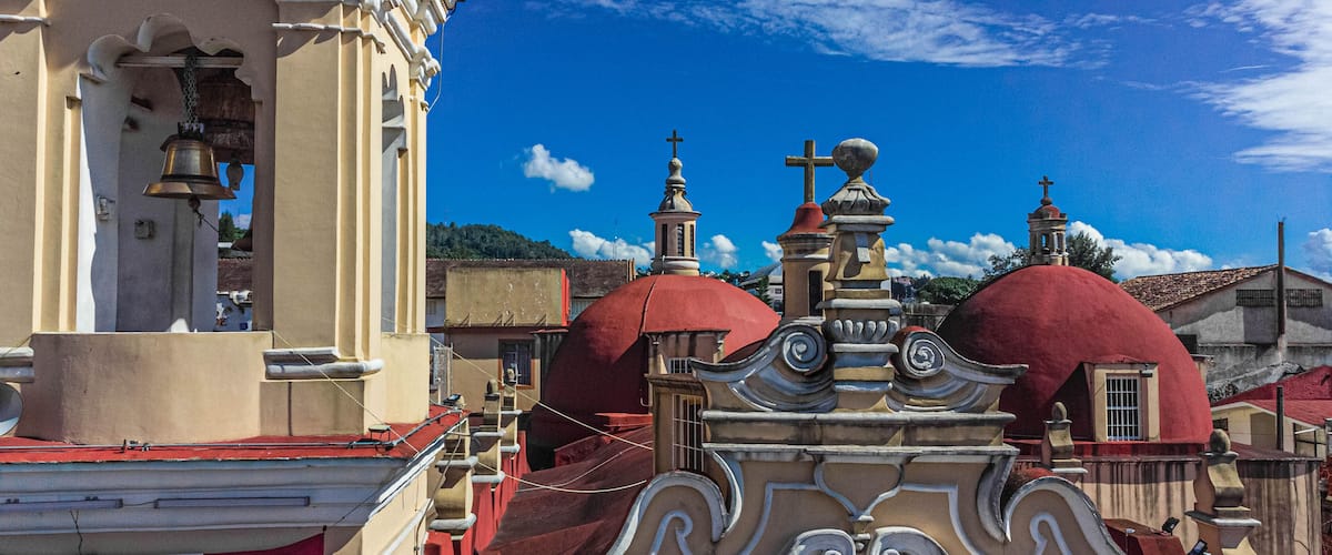 Vista aerea de la parroquia de San José, Xalapa, Veracruz, México. 24 de septiembre de 2023