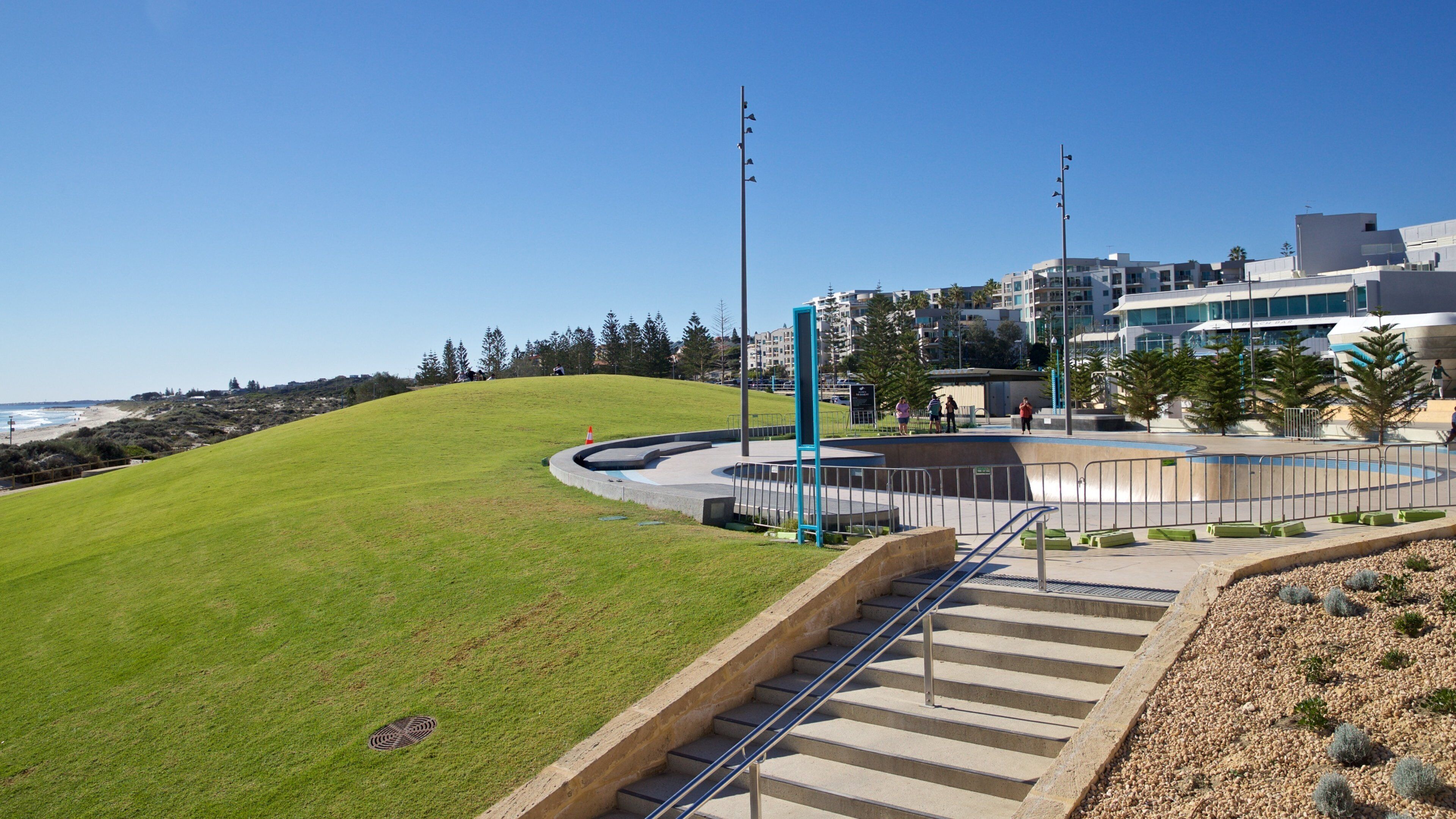 Scarborough Beach which includes a park and landscape views