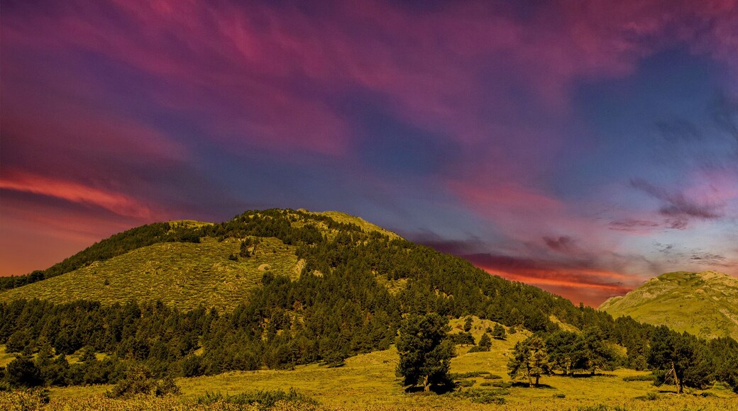 Mountains of aran valley during sunrise, Lleida