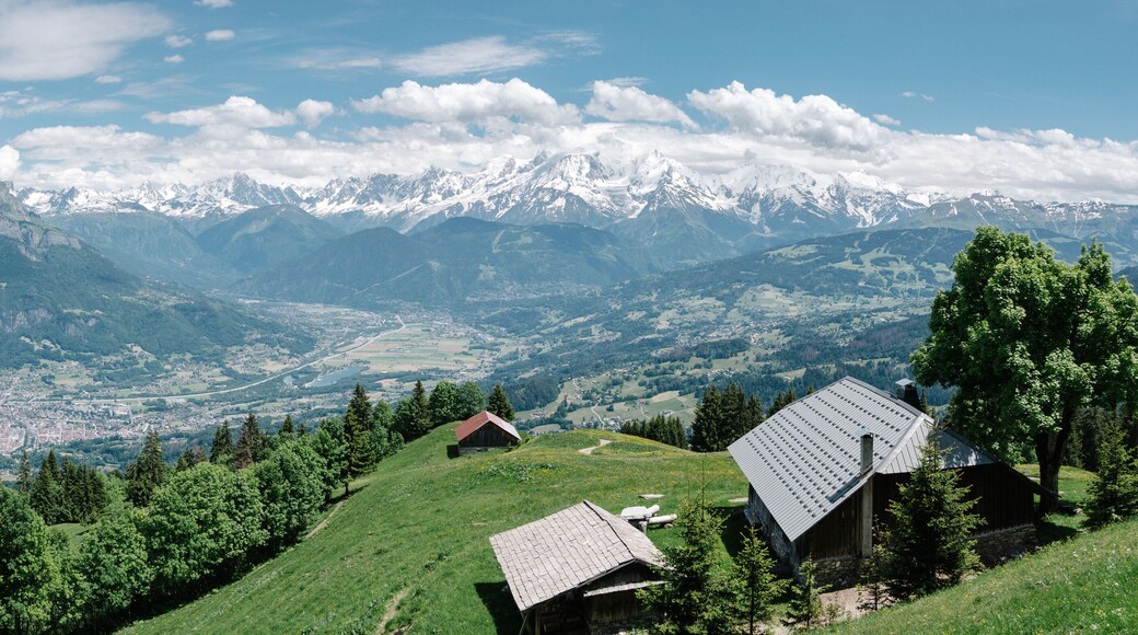 Cordon - Vue sur la vallée du Mont Blanc 1