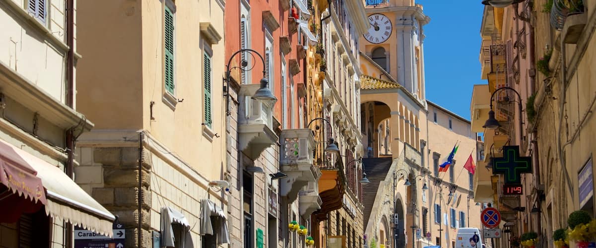 ํ๋ฅดํด๋์ ์ ํน์ง ๋์ ๊ณผ ๋ฌธํ์ ์ฐ ๊ฑด์ถ