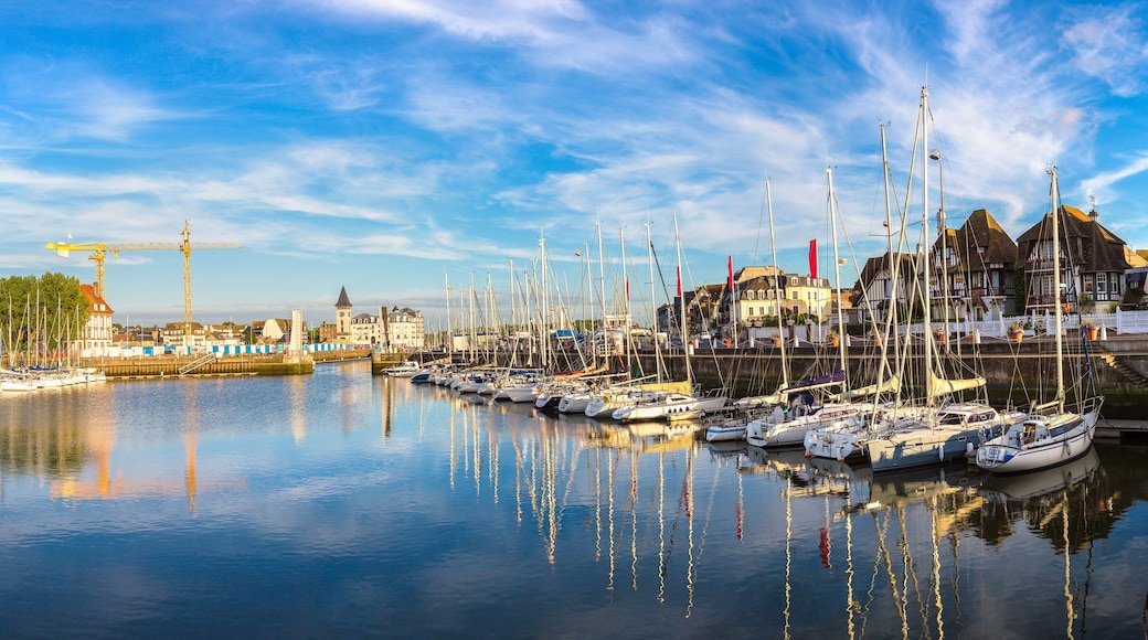 Trouville and Touques river