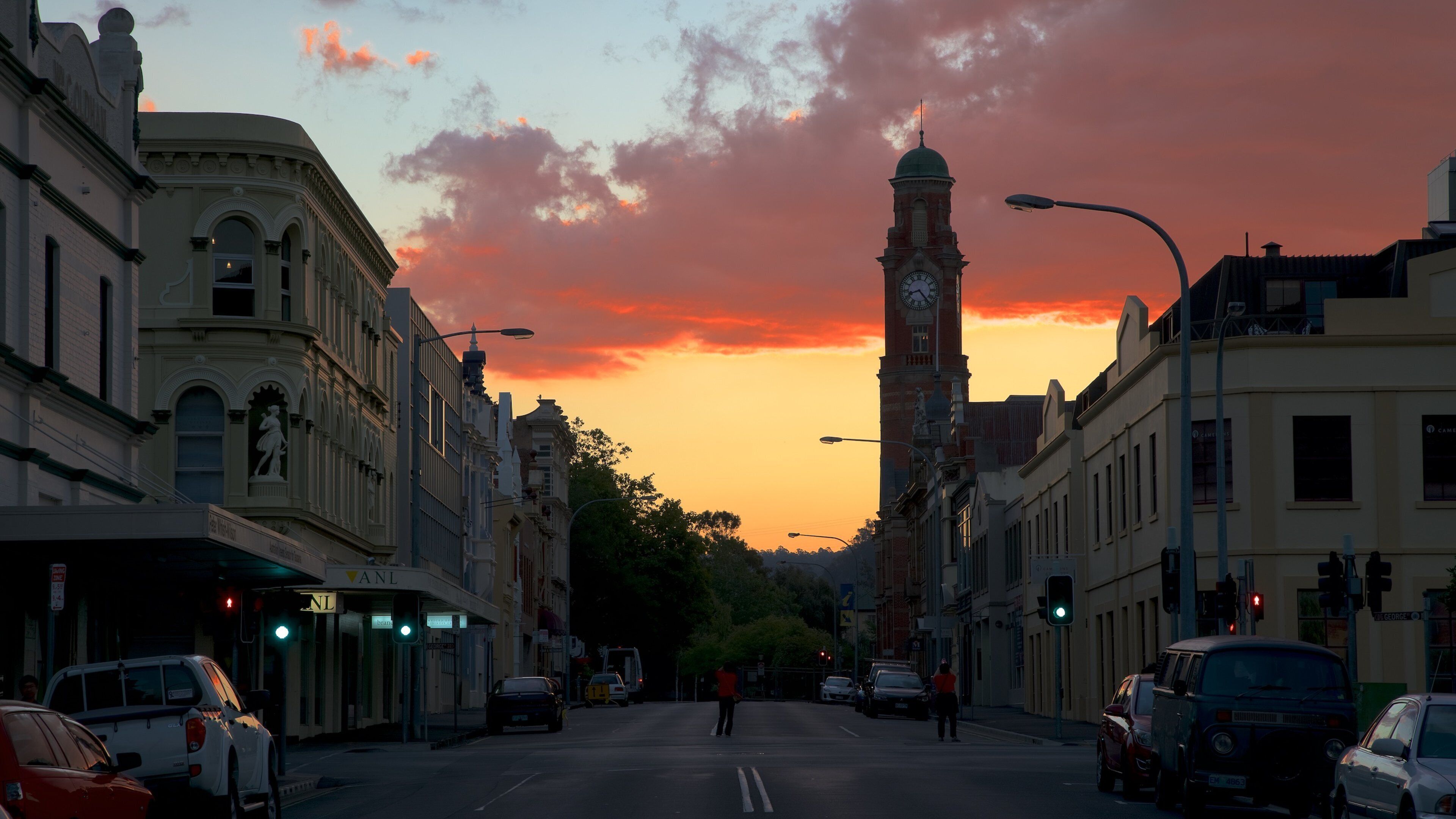 Launceston montrant patrimoine architectural et coucher de soleil