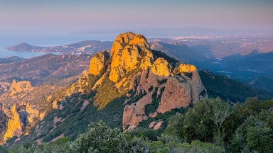 Randonnée autour du Pic du Cap Roux dans le sud de la France