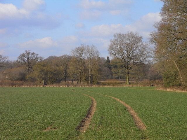 Farmland, Heckfield A public footpath follows the edge of the small copse to the right of picture.