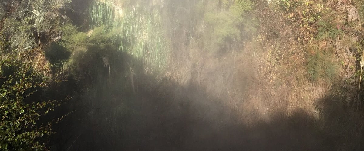 Hiking this beautiful tropical thermal valley was like stepping back into time. I caught this beautiful rainbow in the steam escaping "The Witches Brew" while hiking thru the park. A great time! #hiking