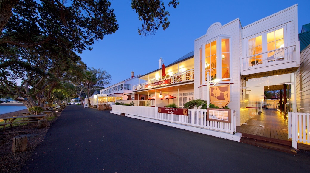 North Island featuring night scenes