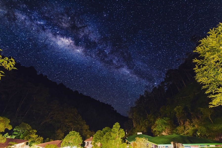 Nights can be very rewarding during the rainy season in the central mountains of Costa Rica, if you van tolerate a little bit of cold weather.