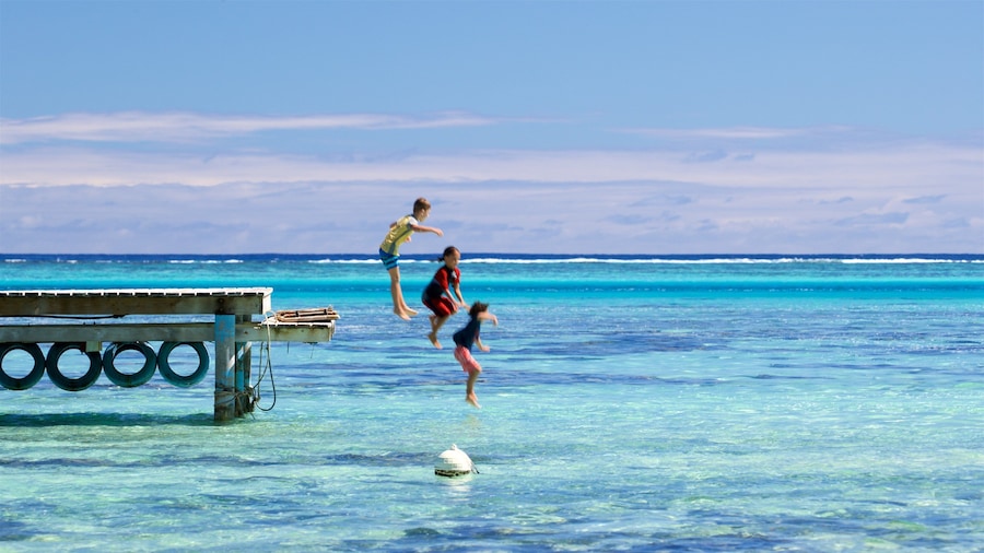 Papetō\'ai featuring general coastal views, tropical scenes and swimming