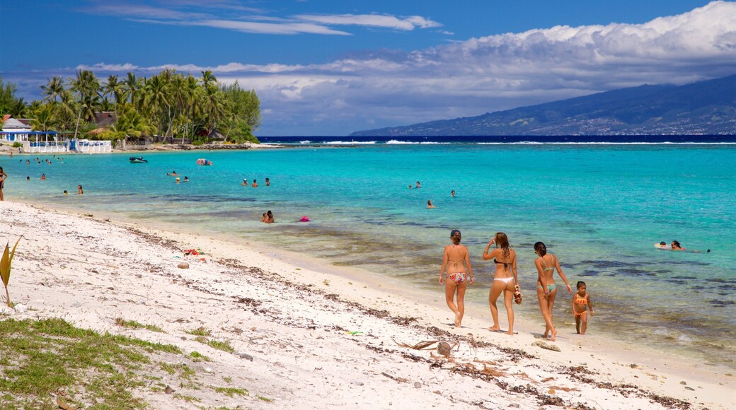Temae Beach which includes general coastal views, a sandy beach and tropical scenes