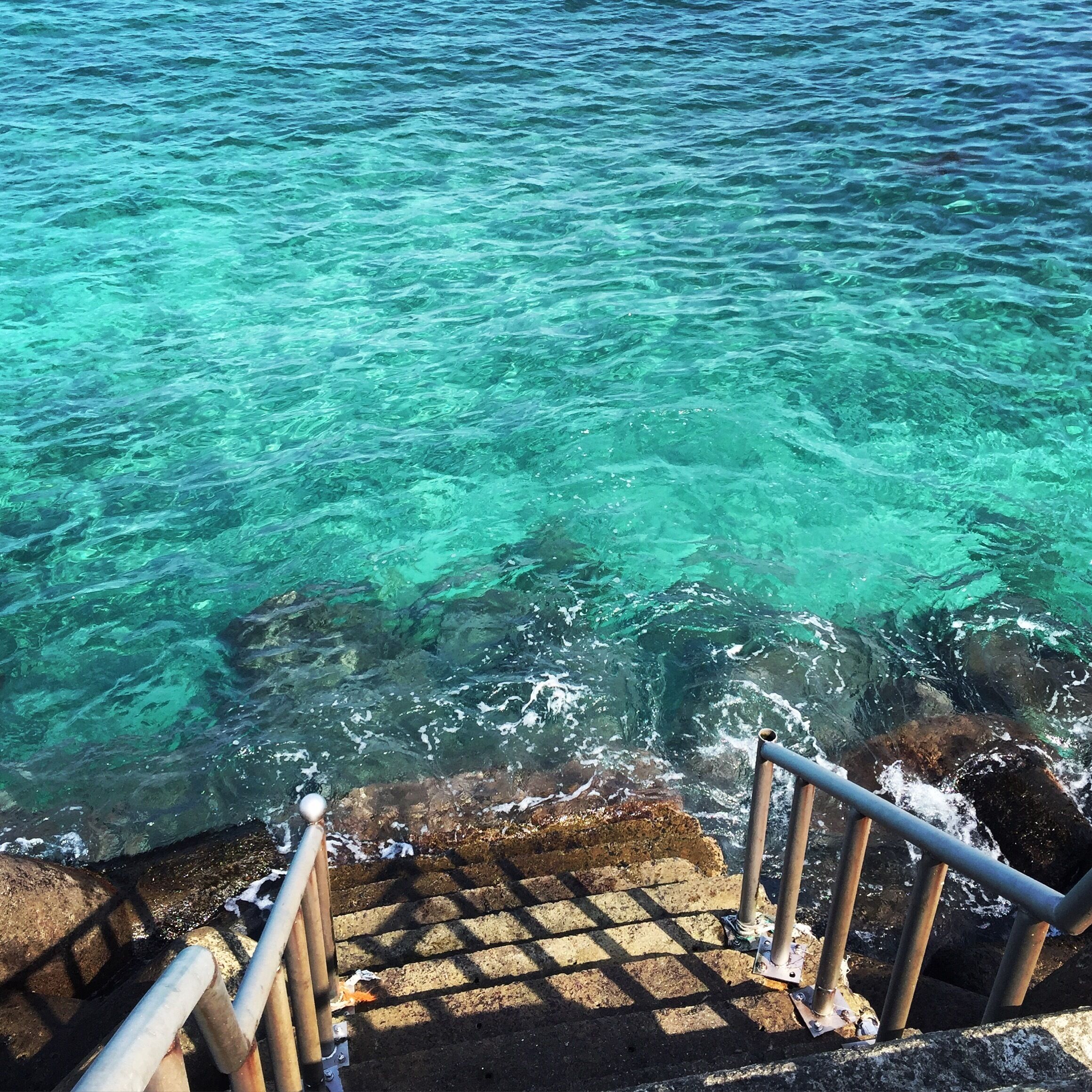 Tapdong, an area known for lots of shopping and black pork restaurants, has a great track along the ocean where people run or walk all the way to the pier. The view from the pier is amazing when Hallasan is in full view 
