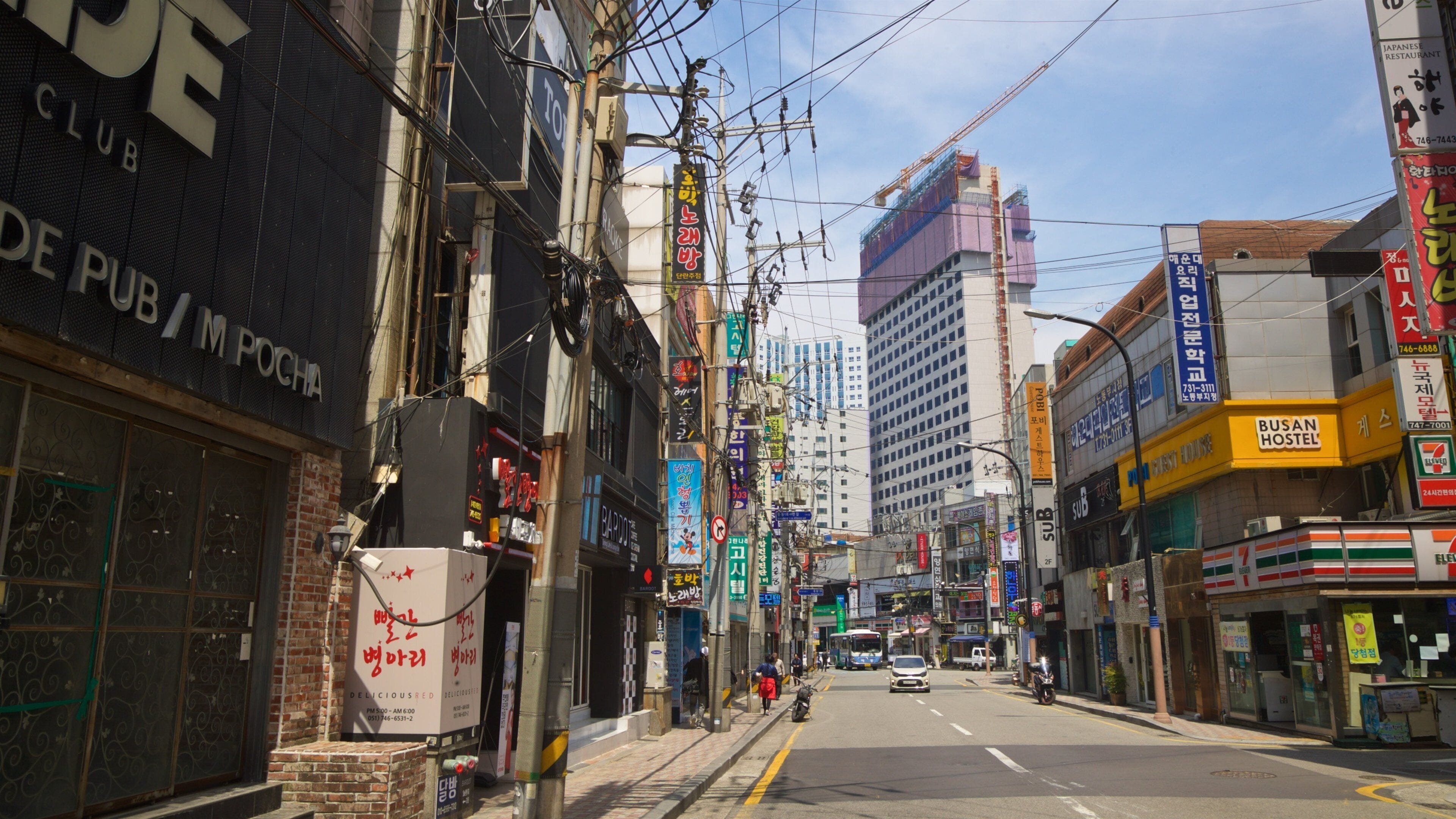 Haeundae showing a city