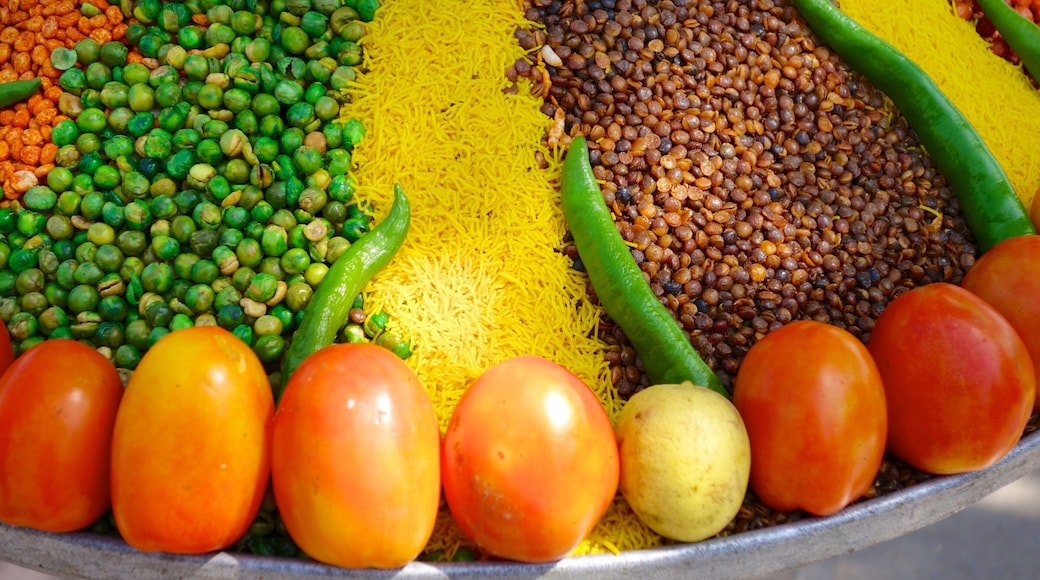 Jaipur District featuring food