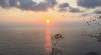 A beautiful sunset from our Vrbo in Costa Rica! #LifeAtExpediaGroup #LifeAtExpedia