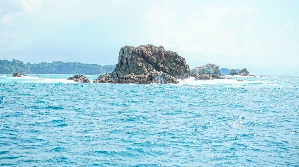 Parque Nacional Manuel Antonio, quepos
#beachbound #garrettfoto #manuelantonio #costarica