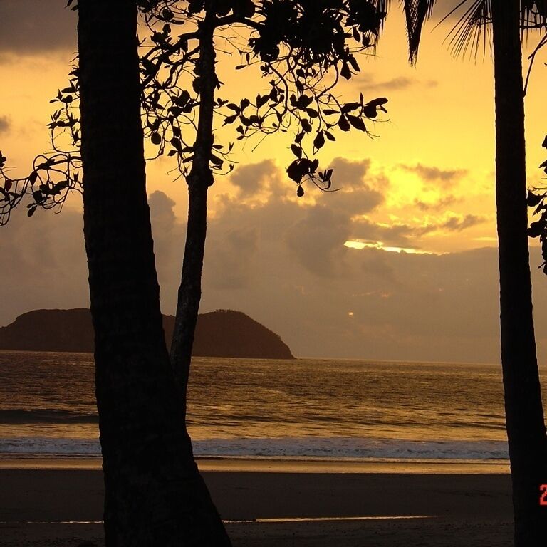 Great spot to enjoy sunset and drink.