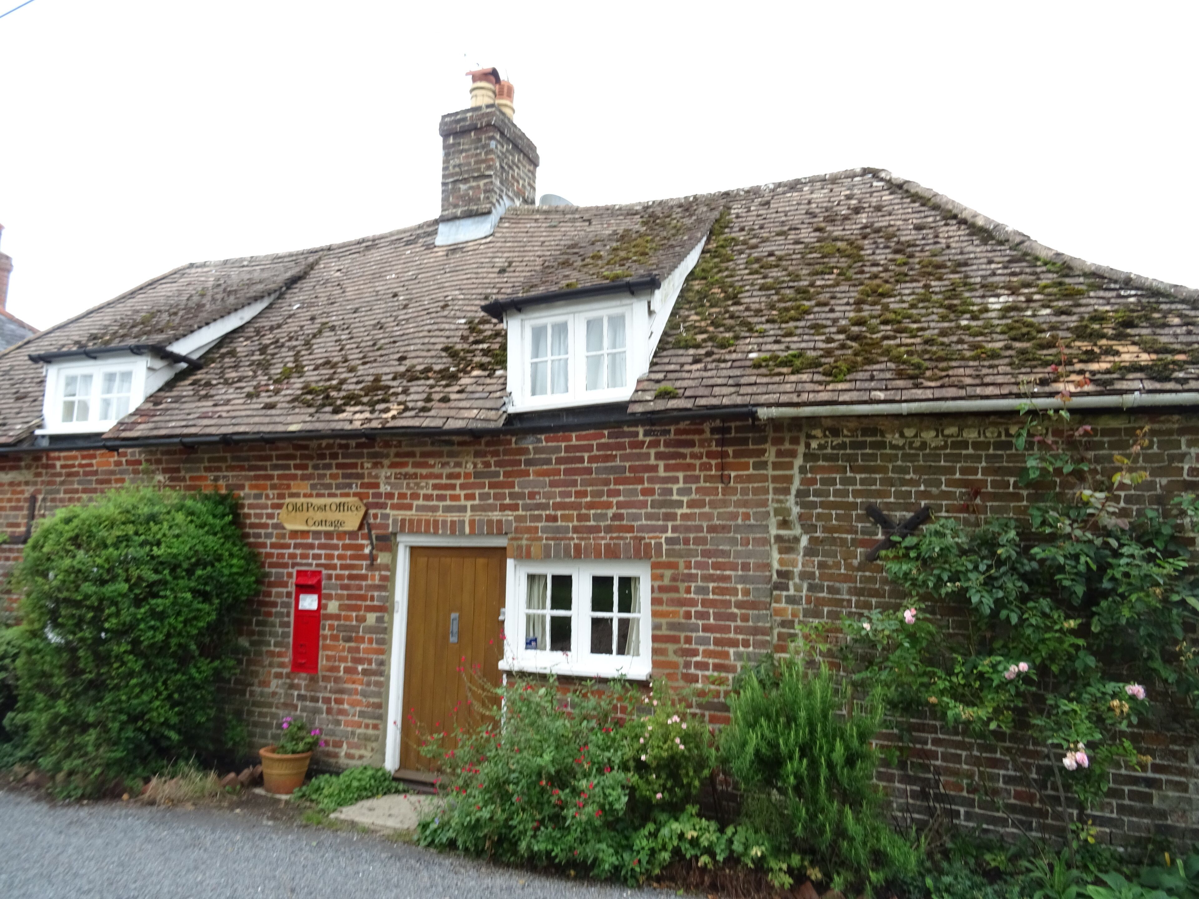 Old Post Office Cottage, And Bookham Wikidata has entry Q26474345 with data related to this item.