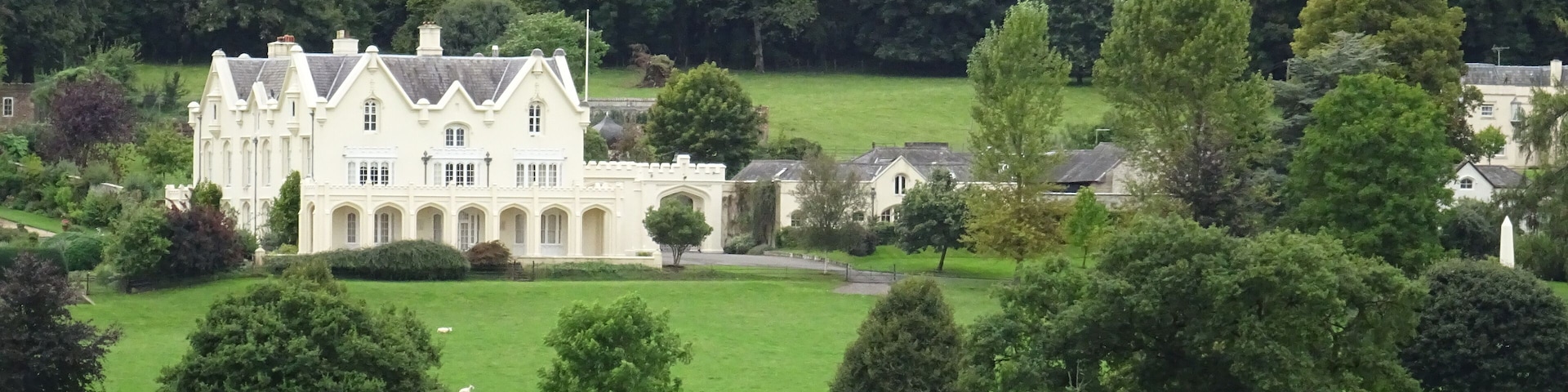 Pelham Place Wikidata has entry Q26474124 with data related to this item.