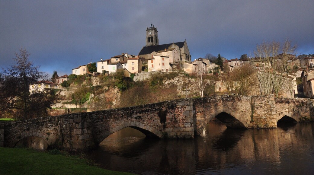 It was a steep walk up to the town from the river, but definitely worth it. It's a bigger town than it looks from this angle and feels more real and alive than the pretty villages we'd been driving through in the area.