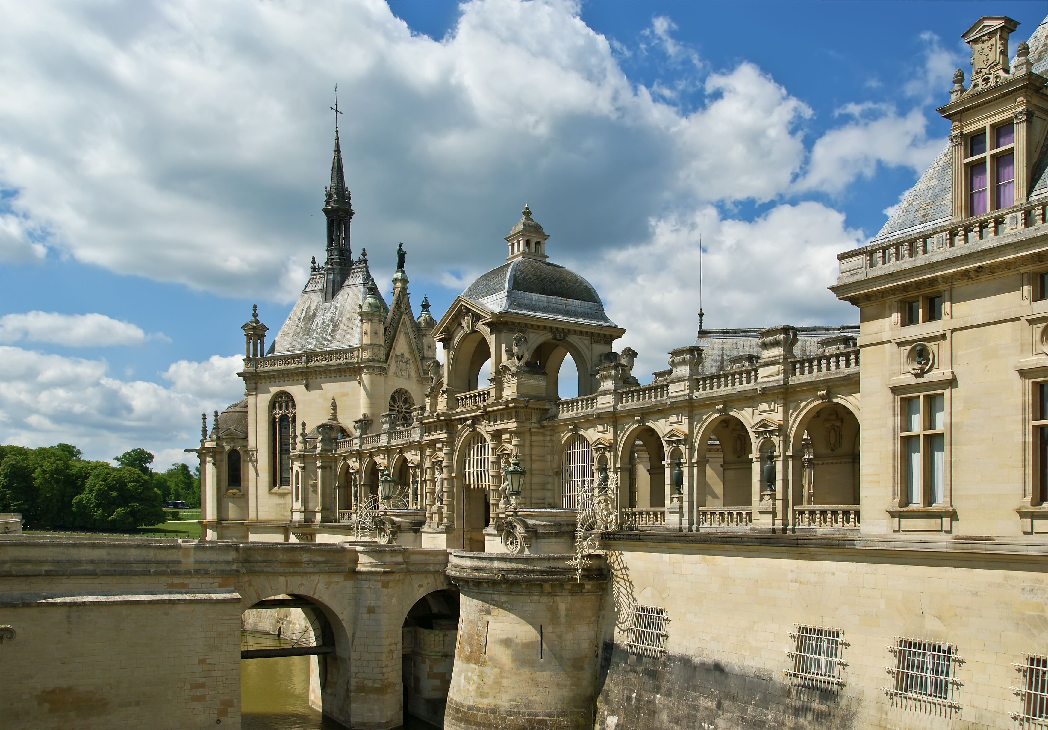 Chateau de Chantilly ( Chantilly Castle ), Oise, Picardie, France