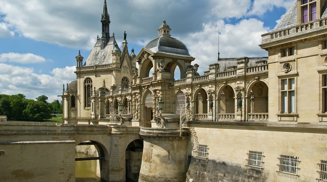 Chateau de Chantilly ( Chantilly Castle ), Oise, Picardie, France