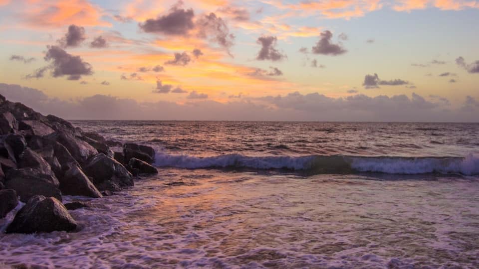 Mackay Harbour sunrise 🌅🐟🌴
#meetmackayregion #thisisqueensland #seeaustralia