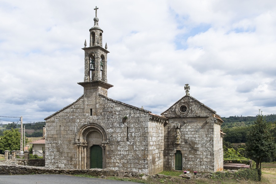 Ansemil church in Silleda (Spain), former medieval monastery of Benedictine nuns. Romanesque church of basilical plant, a gothic chapel that served as burial to the family of the Counts of Deza.
