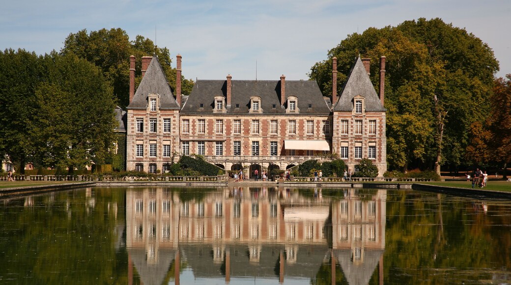 Le château de Courances dans l'Essonne, France.