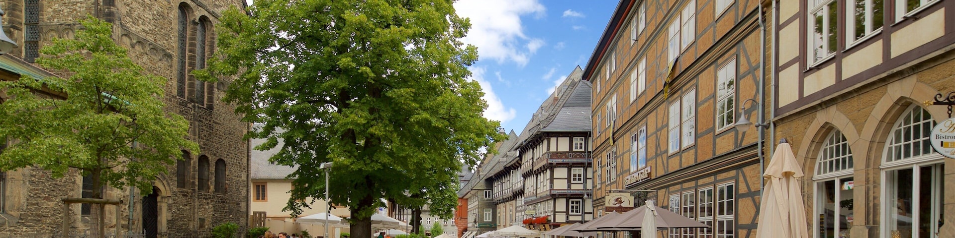 Goslar Old Town which includes heritage elements