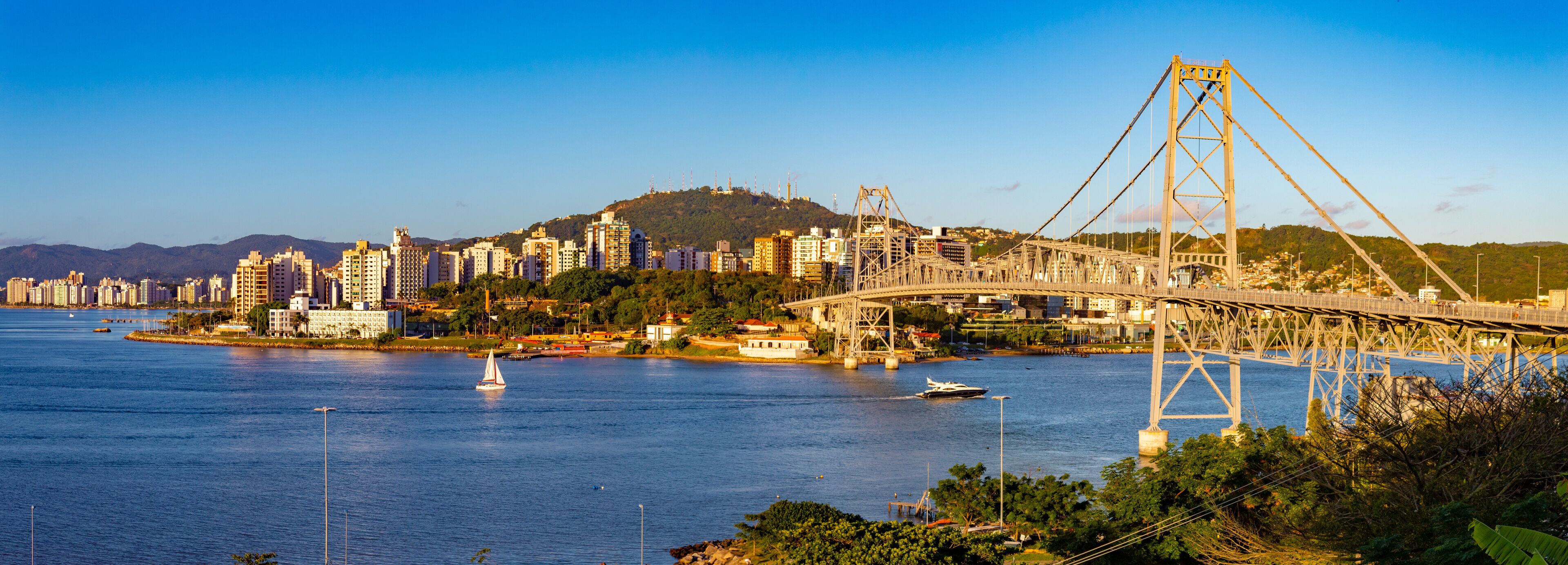 city skyline, view of Florianópolis Island and Hercílio Luz Bridge, Santa Catarina, Brazil, florianopolis