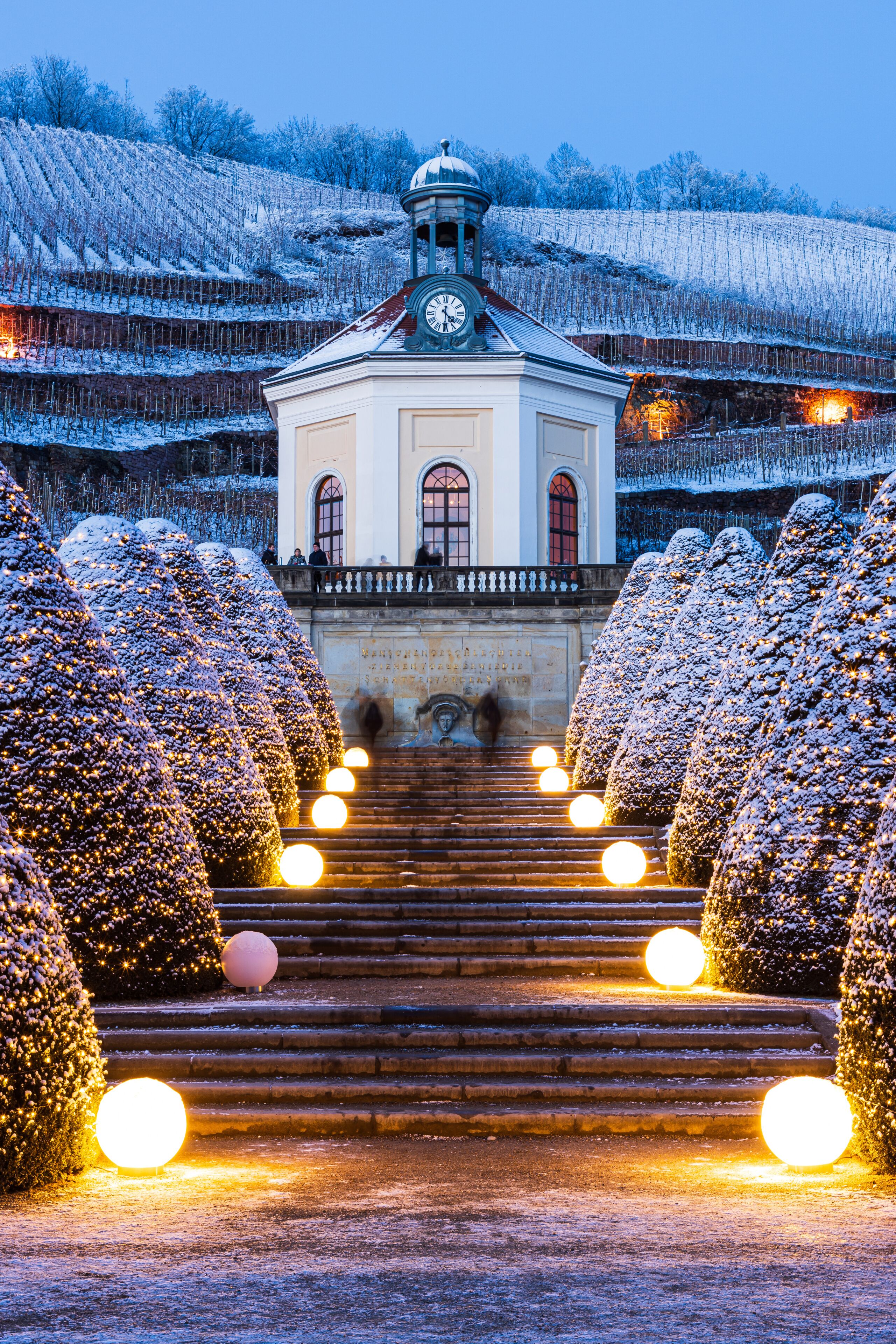 Weihnachtliche Stimmung im Park Schloss Wackerbarth, Radebeul