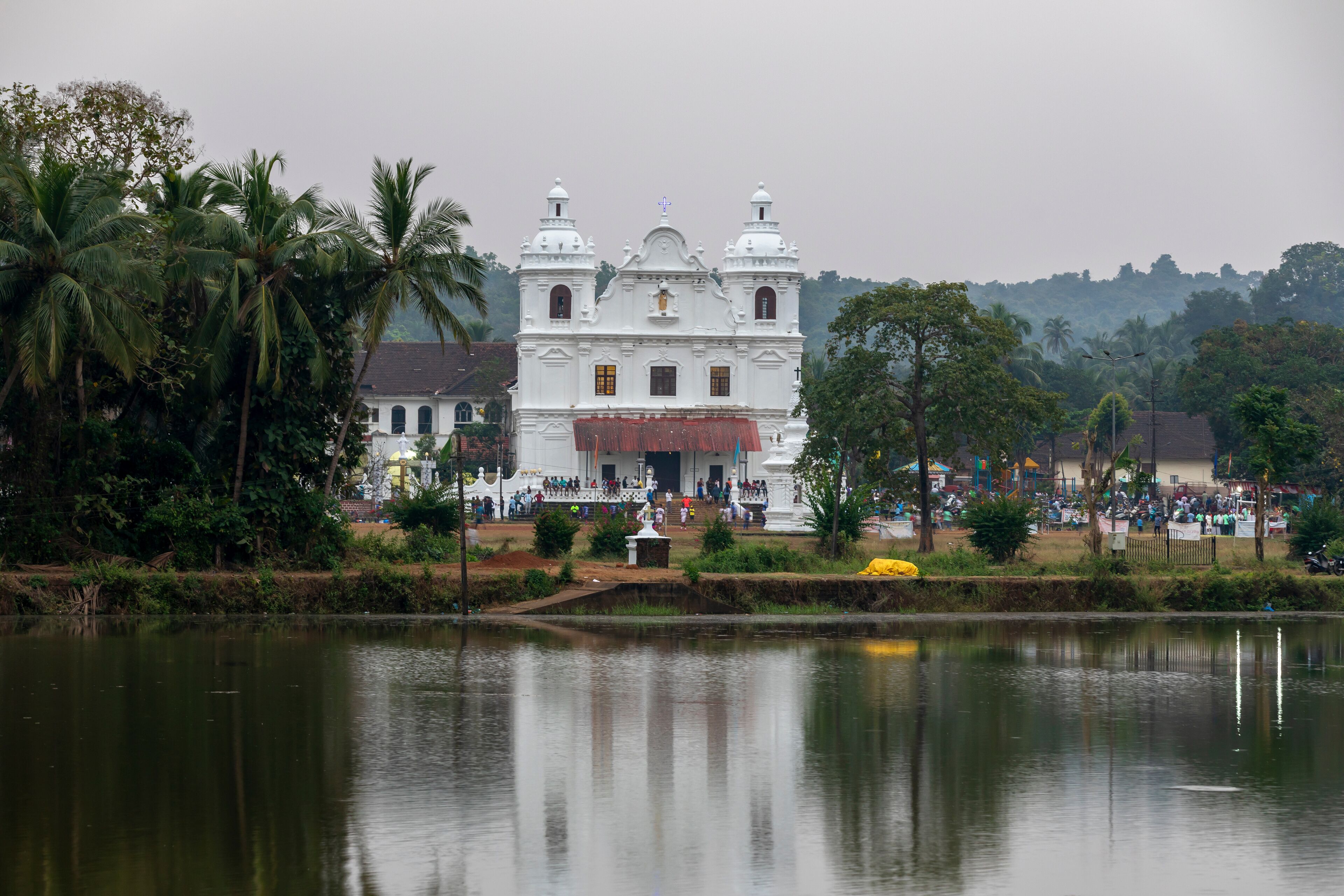 St Alex Church, Maina Curtorim
A beautiful Church by the lake.